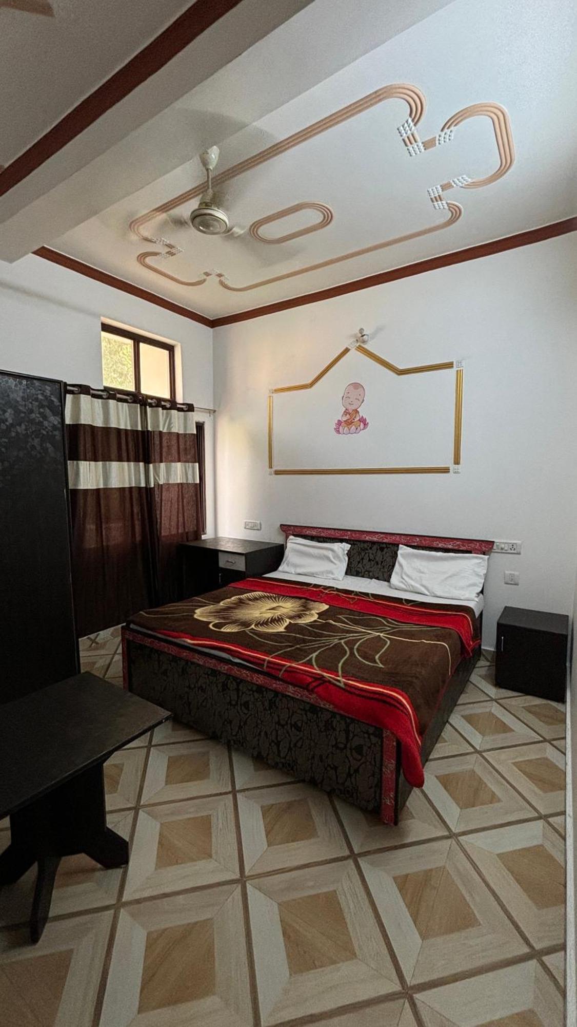 Sattva Cafe And Motel Rishīkesh 外观 照片